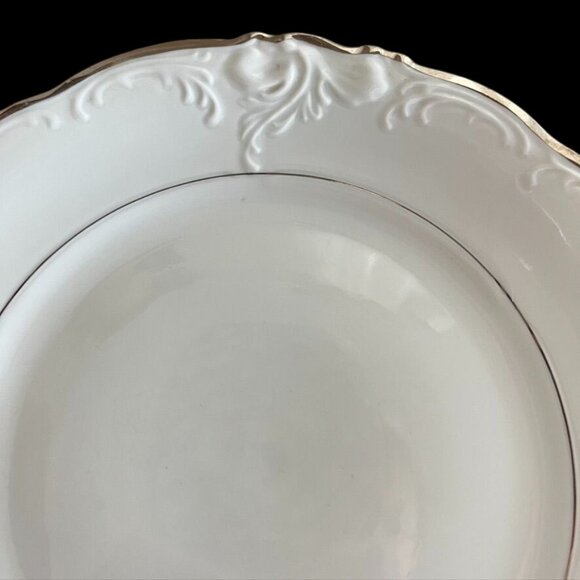 Vintage Wawel Poland 4 China Dinner Plates 10.5 Embossed White Platinum Trim - Picture 4 of 8